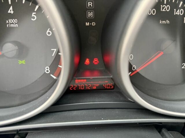 Синий Мазда 3, объемом двигателя 1.6 л и пробегом 227 тыс. км за 7500 $, фото 12 на Automoto.ua