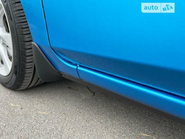 Синий Мазда 3, объемом двигателя 1.6 л и пробегом 142 тыс. км за 9800 $, фото 13 на Automoto.ua