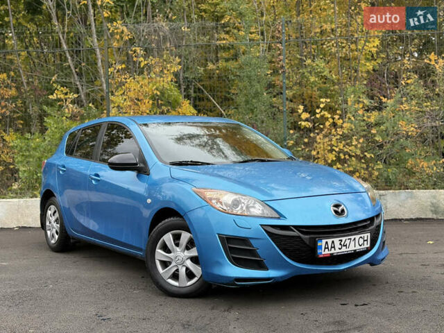 Синий Мазда 3, объемом двигателя 1.6 л и пробегом 227 тыс. км за 7500 $, фото 7 на Automoto.ua