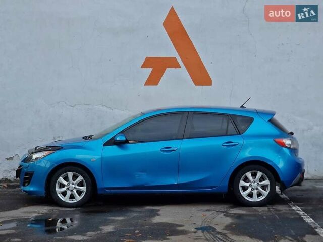 Синий Мазда 3, объемом двигателя 1.6 л и пробегом 188 тыс. км за 8990 $, фото 21 на Automoto.ua