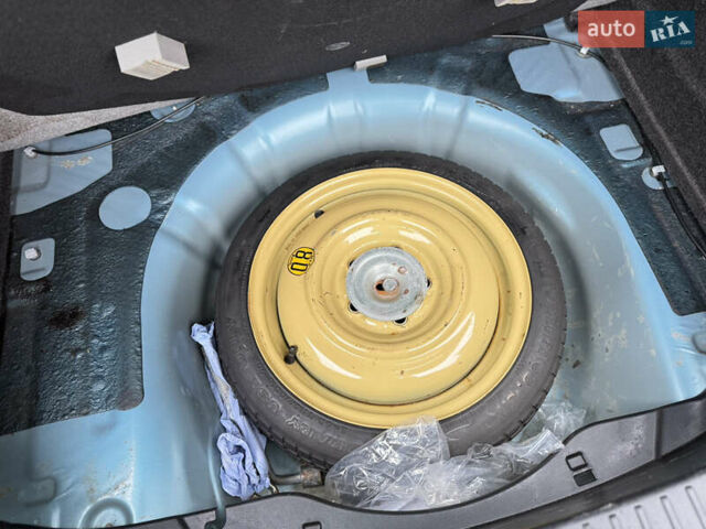 Синий Мазда 3, объемом двигателя 1.6 л и пробегом 226 тыс. км за 8500 $, фото 18 на Automoto.ua