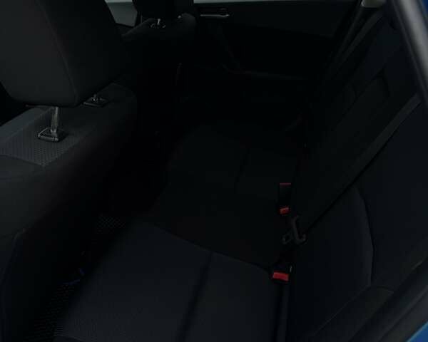 Синий Мазда 3, объемом двигателя 1.6 л и пробегом 144 тыс. км за 8400 $, фото 15 на Automoto.ua