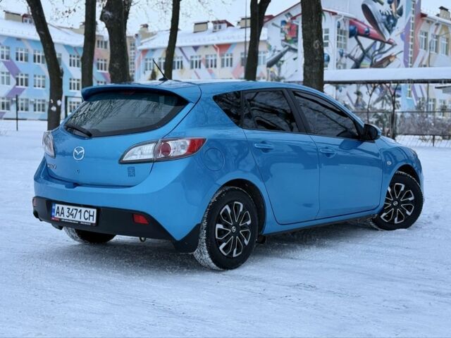 Синий Мазда 3, объемом двигателя 1.6 л и пробегом 225 тыс. км за 7950 $, фото 1 на Automoto.ua