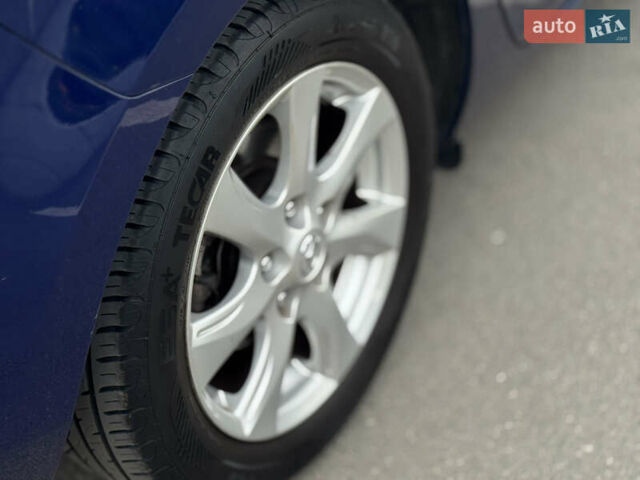 Синий Мазда 3, объемом двигателя 2 л и пробегом 230 тыс. км за 7700 $, фото 18 на Automoto.ua