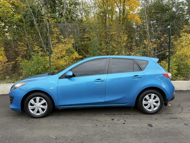 Синий Мазда 3, объемом двигателя 1.6 л и пробегом 227 тыс. км за 7500 $, фото 4 на Automoto.ua