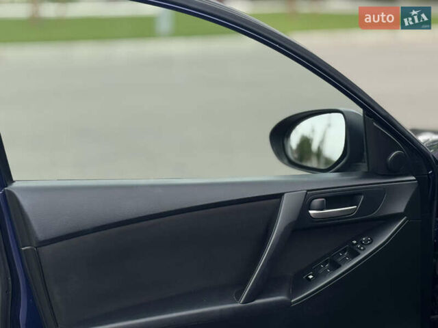 Синий Мазда 3, объемом двигателя 2 л и пробегом 230 тыс. км за 7700 $, фото 26 на Automoto.ua