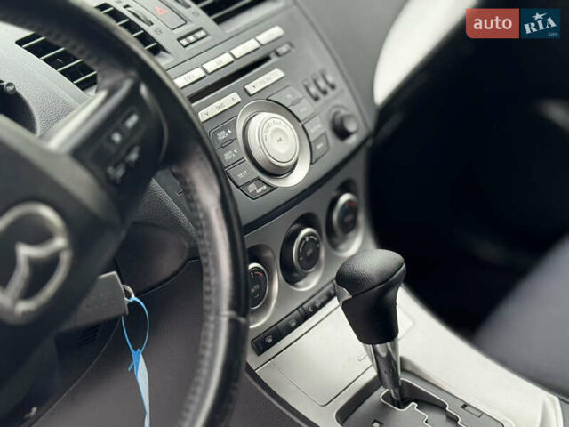 Синий Мазда 3, объемом двигателя 2 л и пробегом 230 тыс. км за 7700 $, фото 29 на Automoto.ua