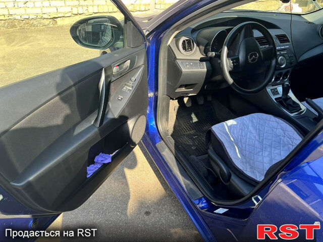 Синий Мазда 3, объемом двигателя 1.6 л и пробегом 147 тыс. км за 7500 $, фото 10 на Automoto.ua