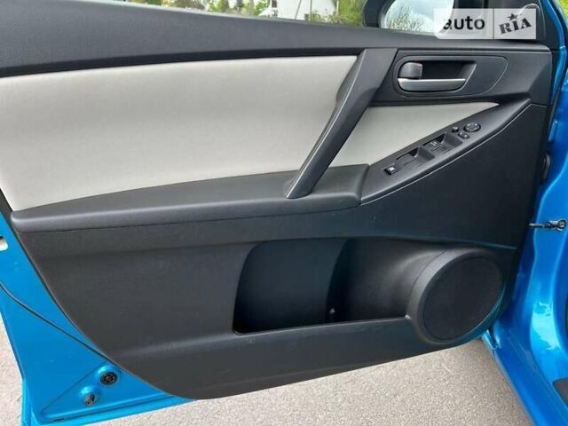 Синий Мазда 3, объемом двигателя 1.6 л и пробегом 142 тыс. км за 9800 $, фото 21 на Automoto.ua