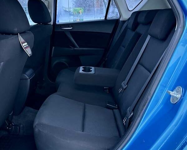 Синій Мазда 3, об'ємом двигуна 1.6 л та пробігом 227 тис. км за 7500 $, фото 16 на Automoto.ua