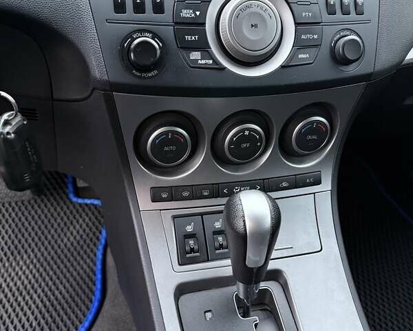 Синий Мазда 3, объемом двигателя 1.6 л и пробегом 144 тыс. км за 8400 $, фото 19 на Automoto.ua