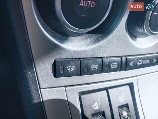 Синій Мазда 3, об'ємом двигуна 1.6 л та пробігом 105 тис. км за 8900 $, фото 17 на Automoto.ua