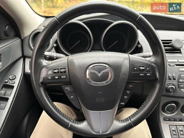 Синий Мазда 3, объемом двигателя 1.6 л и пробегом 293 тыс. км за 6500 $, фото 15 на Automoto.ua