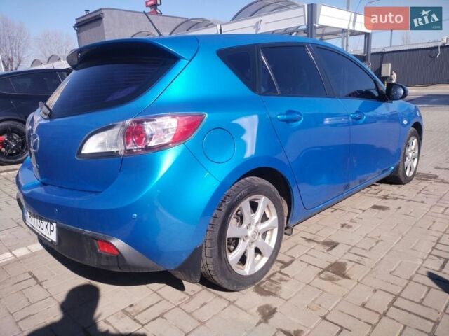 Синій Мазда 3, об'ємом двигуна 1.6 л та пробігом 105 тис. км за 8900 $, фото 9 на Automoto.ua