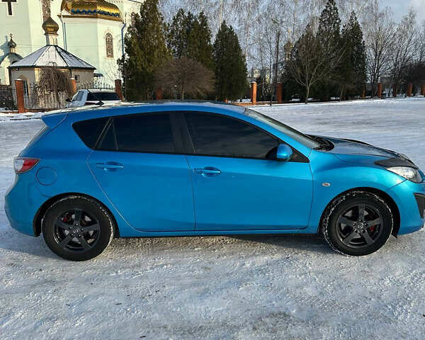 Синій Мазда 3, об'ємом двигуна 2.2 л та пробігом 190 тис. км за 7500 $, фото 11 на Automoto.ua