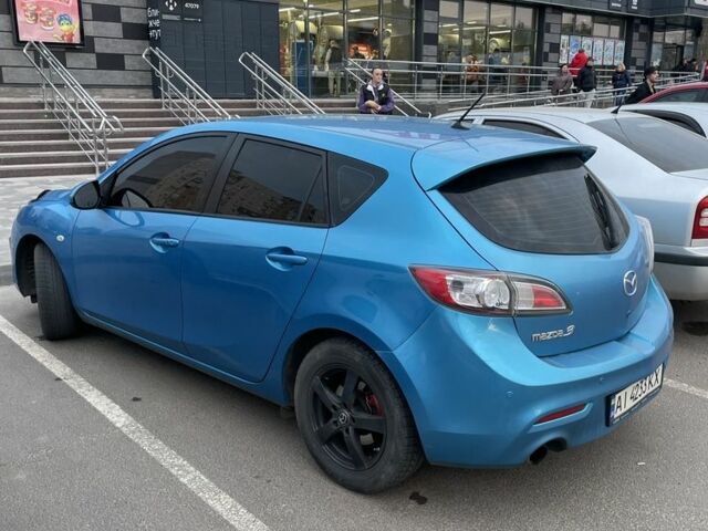 Синій Мазда 3, об'ємом двигуна 2.2 л та пробігом 190 тис. км за 6900 $, фото 4 на Automoto.ua