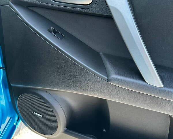 Синій Мазда 3, об'ємом двигуна 2.2 л та пробігом 190 тис. км за 7500 $, фото 9 на Automoto.ua