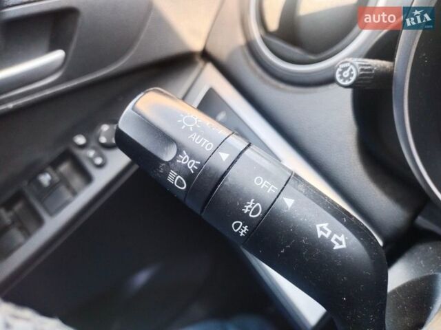 Синій Мазда 3, об'ємом двигуна 1.6 л та пробігом 105 тис. км за 8900 $, фото 19 на Automoto.ua