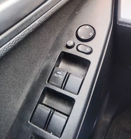 Синій Мазда 3, об'ємом двигуна 1.6 л та пробігом 105 тис. км за 8900 $, фото 20 на Automoto.ua