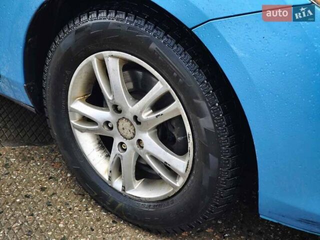 Синий Мазда 3, объемом двигателя 1.6 л и пробегом 181 тыс. км за 7990 $, фото 5 на Automoto.ua