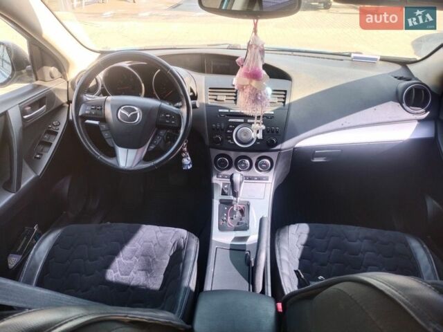 Синій Мазда 3, об'ємом двигуна 1.6 л та пробігом 105 тис. км за 8900 $, фото 15 на Automoto.ua