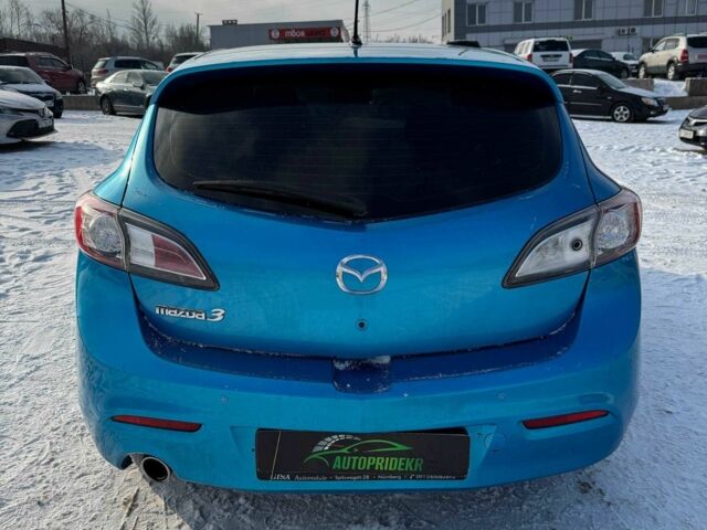 Синий Мазда 3, объемом двигателя 2.2 л и пробегом 190 тыс. км за 7650 $, фото 2 на Automoto.ua