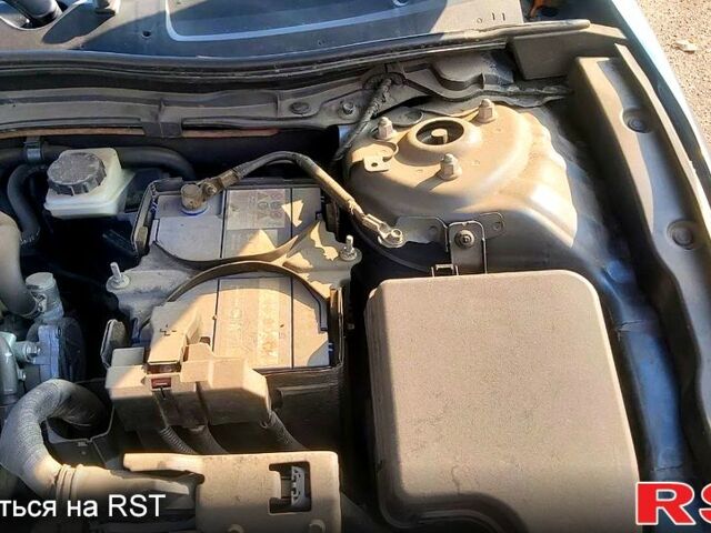 Синий Мазда 3, объемом двигателя 2 л и пробегом 180 тыс. км за 11000 $, фото 6 на Automoto.ua