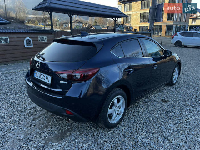 Синий Мазда 3, объемом двигателя 2.2 л и пробегом 235 тыс. км за 10500 $, фото 2 на Automoto.ua