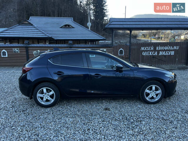 Синий Мазда 3, объемом двигателя 2.2 л и пробегом 235 тыс. км за 10500 $, фото 7 на Automoto.ua