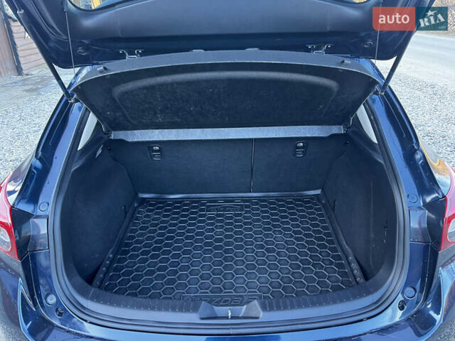 Синий Мазда 3, объемом двигателя 2.2 л и пробегом 235 тыс. км за 10500 $, фото 10 на Automoto.ua