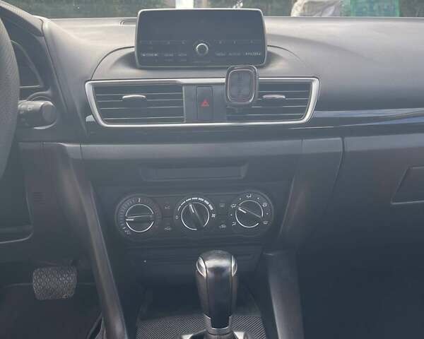 Синий Мазда 3, объемом двигателя 2 л и пробегом 127 тыс. км за 10300 $, фото 14 на Automoto.ua