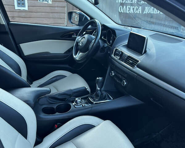 Синий Мазда 3, объемом двигателя 2.2 л и пробегом 235 тыс. км за 10500 $, фото 8 на Automoto.ua