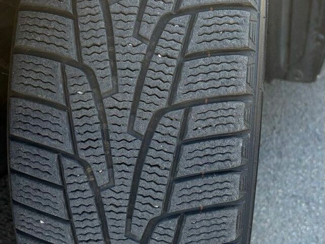 Синий Мазда 3, объемом двигателя 2 л и пробегом 170 тыс. км за 9900 $, фото 5 на Automoto.ua