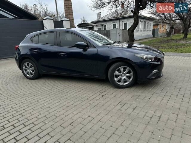 Синий Мазда 3, объемом двигателя 2 л и пробегом 140 тыс. км за 9500 $, фото 4 на Automoto.ua
