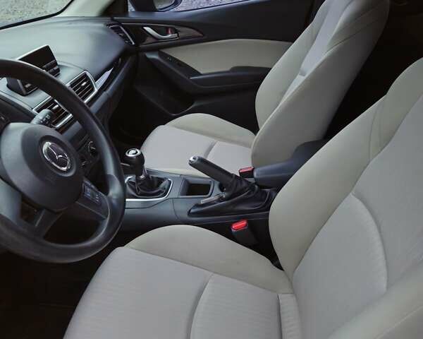 Синий Мазда 3, объемом двигателя 2 л и пробегом 177 тыс. км за 9400 $, фото 7 на Automoto.ua