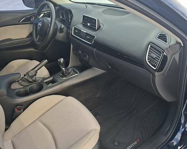 Синий Мазда 3, объемом двигателя 2 л и пробегом 184 тыс. км за 9600 $, фото 31 на Automoto.ua