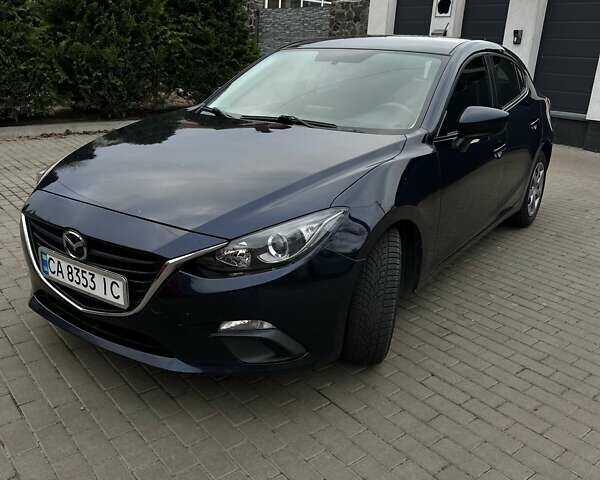Синий Мазда 3, объемом двигателя 2 л и пробегом 140 тыс. км за 9500 $, фото 1 на Automoto.ua