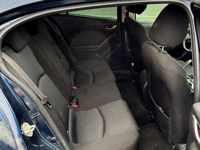 Синій Мазда 3, об'ємом двигуна 2 л та пробігом 166 тис. км за 9500 $, фото 7 на Automoto.ua