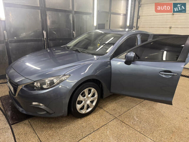 Синий Мазда 3, объемом двигателя 2 л и пробегом 121 тыс. км за 10900 $, фото 2 на Automoto.ua