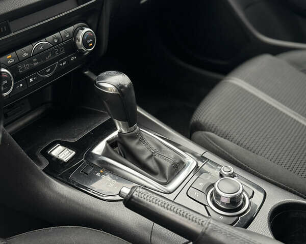 Синій Мазда 3, об'ємом двигуна 1.5 л та пробігом 160 тис. км за 14300 $, фото 13 на Automoto.ua