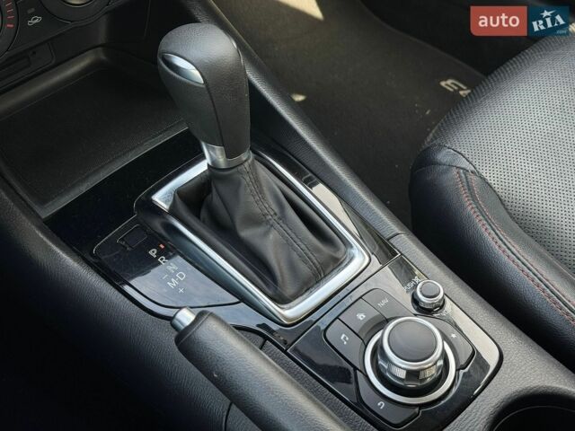 Синий Мазда 3, объемом двигателя 2 л и пробегом 106 тыс. км за 10990 $, фото 14 на Automoto.ua