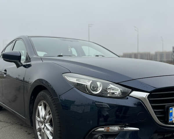 Синій Мазда 3, об'ємом двигуна 1.5 л та пробігом 160 тис. км за 14300 $, фото 1 на Automoto.ua