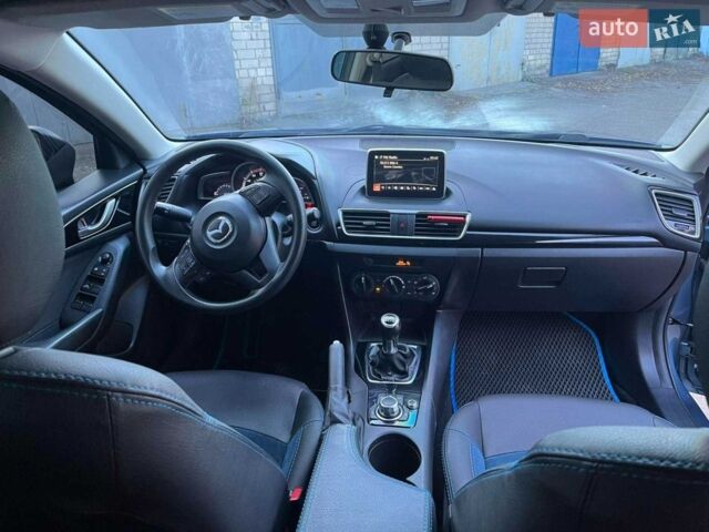 Синій Мазда 3, об'ємом двигуна 2 л та пробігом 125 тис. км за 11000 $, фото 5 на Automoto.ua
