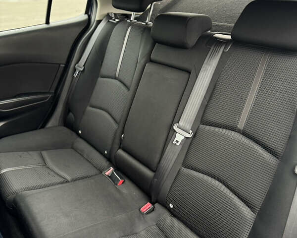 Синій Мазда 3, об'ємом двигуна 1.5 л та пробігом 160 тис. км за 14300 $, фото 16 на Automoto.ua