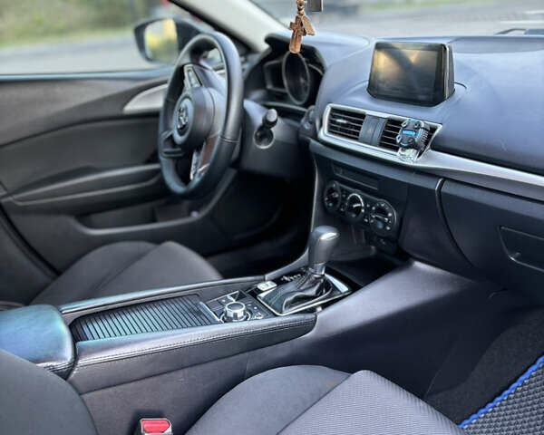 Синий Мазда 3, объемом двигателя 2 л и пробегом 205 тыс. км за 10750 $, фото 7 на Automoto.ua