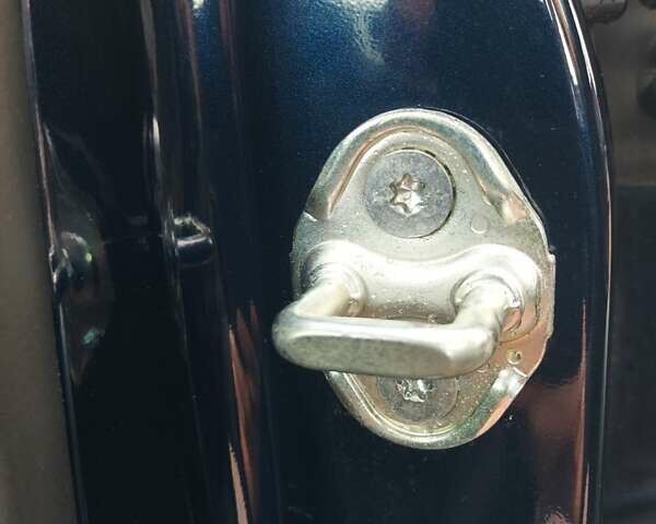 Синий Мазда 3, объемом двигателя 2.19 л и пробегом 200 тыс. км за 14500 $, фото 10 на Automoto.ua