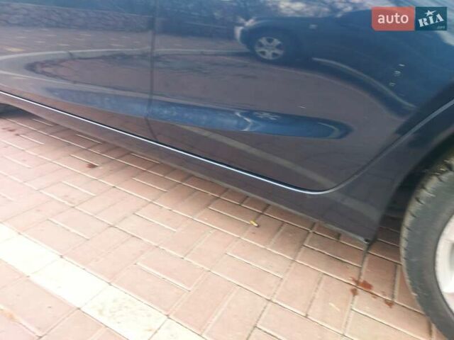 Синий Мазда 3, объемом двигателя 2.19 л и пробегом 200 тыс. км за 14500 $, фото 2 на Automoto.ua