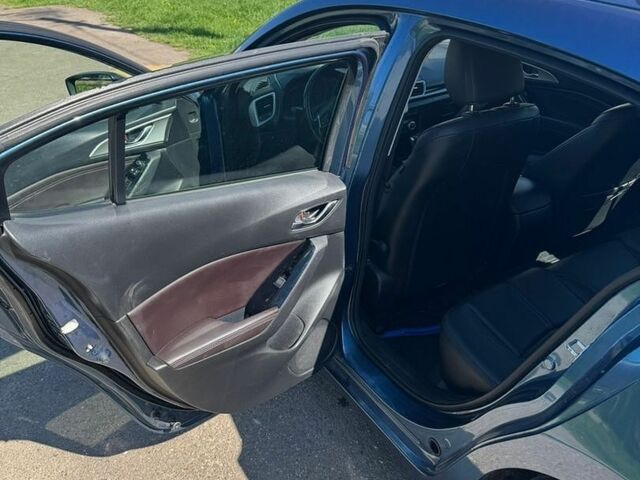 Синій Мазда 3, об'ємом двигуна 2 л та пробігом 180 тис. км за 11000 $, фото 6 на Automoto.ua