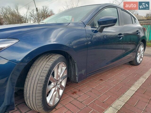 Синій Мазда 3, об'ємом двигуна 2.19 л та пробігом 205 тис. км за 13300 $, фото 2 на Automoto.ua