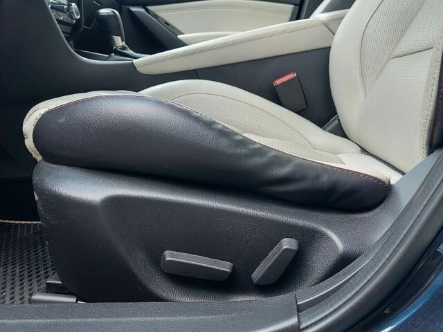 Синій Мазда 3, об'ємом двигуна 2.5 л та пробігом 113 тис. км за 15000 $, фото 7 на Automoto.ua